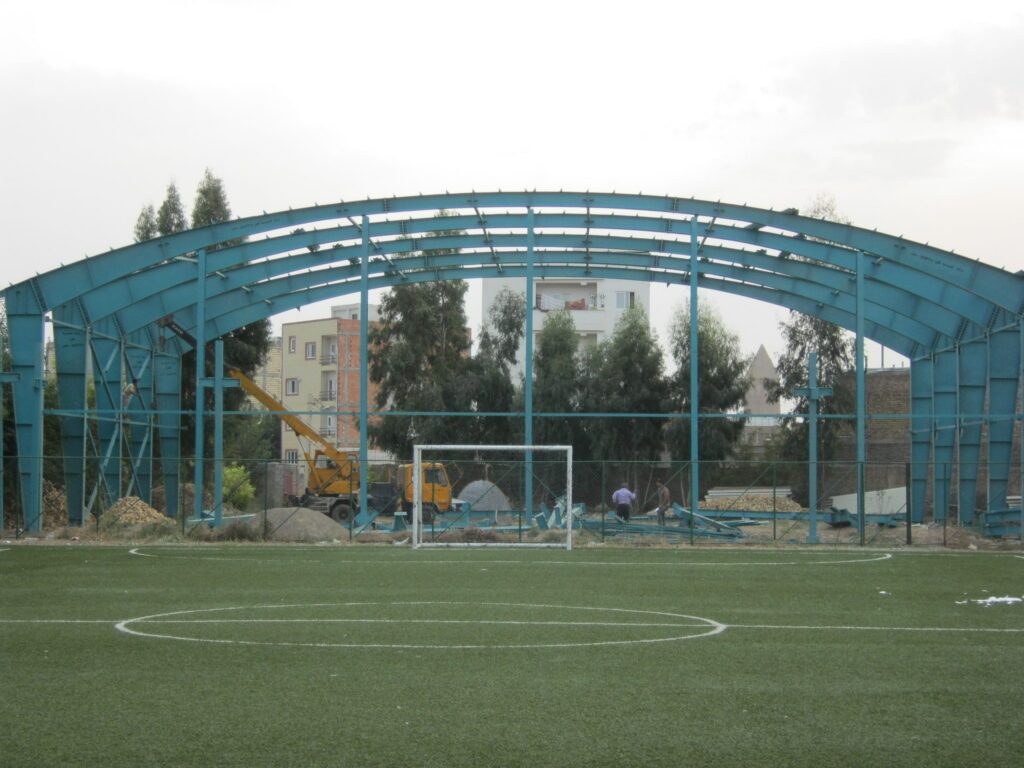 احداث سالن شرکت قابوس بنای گنبد